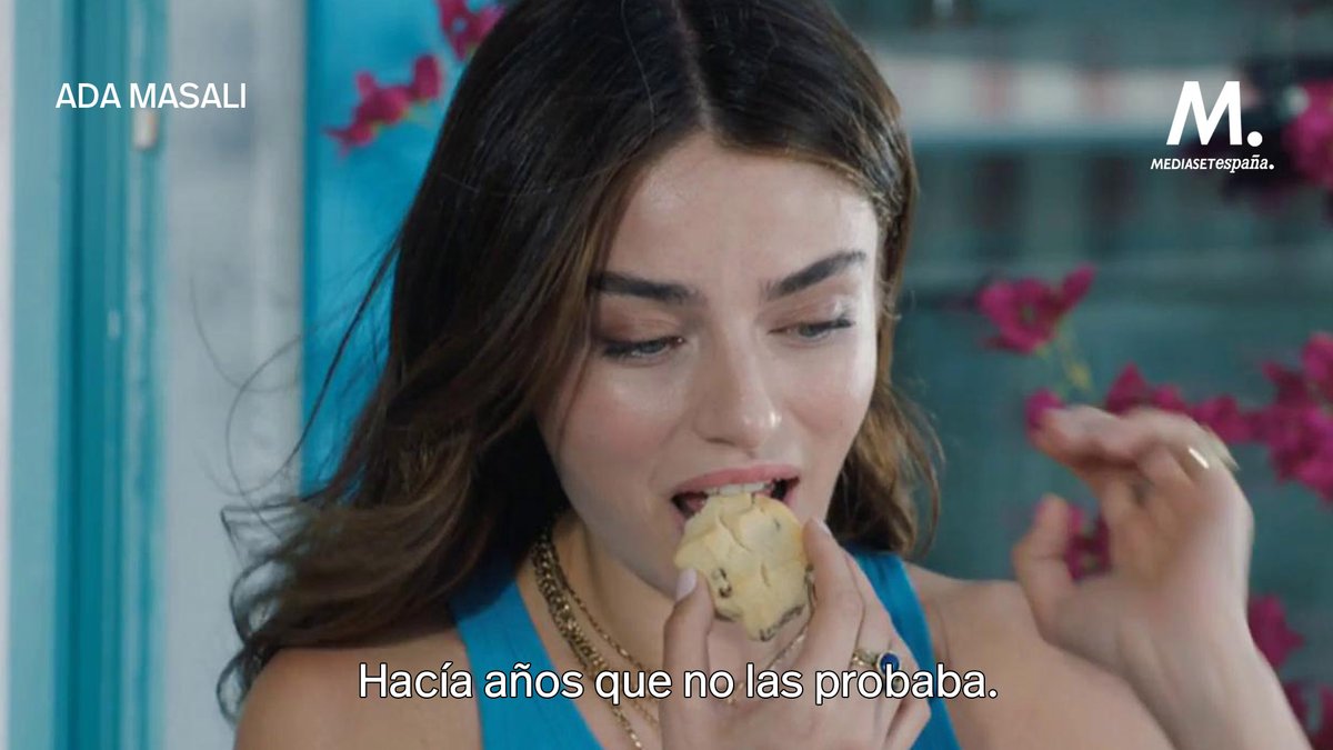 mediasetcom's tweet photo. Cuando ya te ofrecen turrón y mazapán #AdaMasaliDivinity https://t.co/oweuIvlS7Y