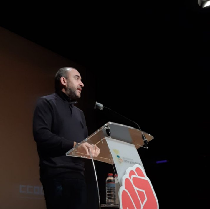 pacoramosbcn's tweet photo. 📢Javier Pacheco #AssembleaCCOO
✊𝗗𝗜𝗦𝗣𝗨𝗧𝗘𝗠 𝗘𝗟 𝗦𝗔𝗟𝗔𝗥𝗜✊ 𝗗𝗘𝗙𝗘𝗡𝗦𝗘𝗠 𝗘𝗟𝗦 𝗦𝗘𝗥𝗩𝗘𝗜𝗦 𝗣𝗨́𝗕𝗟𝗜𝗖𝗦✊ Valorem treballs essencials, geriatria, neteja #DiscapacitatEnLluita per sortir de la precarietat.
CANVIEM LES COSES‼️
@ccoocatalunya
@CCOOeducacio https://t.co/2Oc1eiU2LD
