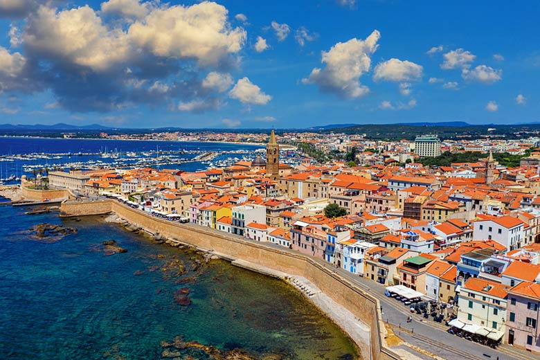 weather2travel's tweet photo. Discover 9 seriously tempting reasons to visit Sardinia https://t.co/FnAMrr8bVe ☀️🌴

@robinmckelvie @visititalytoday #sardinia #italy https://t.co/pKWz1uFJeo
