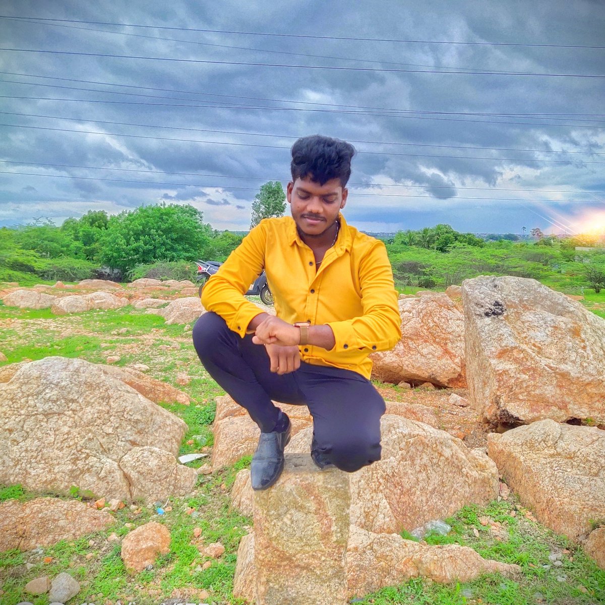 PeterPandian11's tweet photo. போனா வராது பொழுதுபோனா கிடைக்காது 😊😍@peterpandian11 #peterpandian11  #photography #explorepage https://t.co/GISSPzg9c0