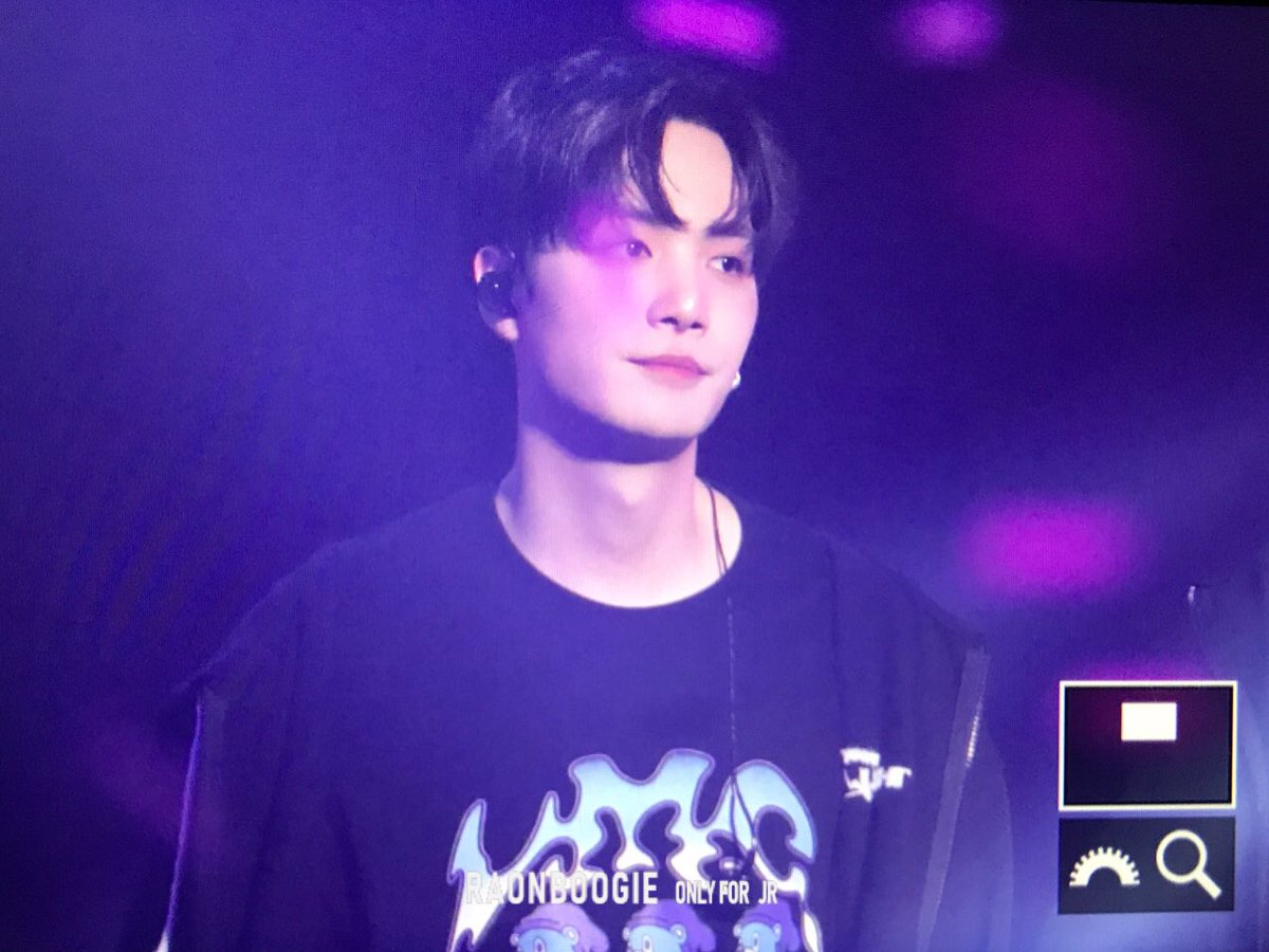 raonboogie's tweet photo. #김종현 #JR #복자 #종현 #金鍾炫 

- pre. 211126 THE BLACK 오늘의 종현이💙 https://t.co/00MTHsCZsI