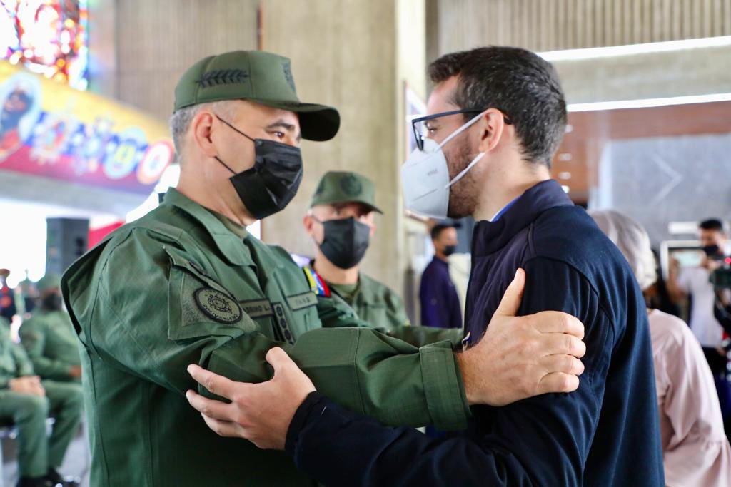 ¡Esta es tu casa Andrés David! Es un honor para la FANB recibir en nuestra casa a tan talentoso joven que ha sabido proyectar la Gloria de nuestra Patria al mundo entero ¡FELICIDADES!