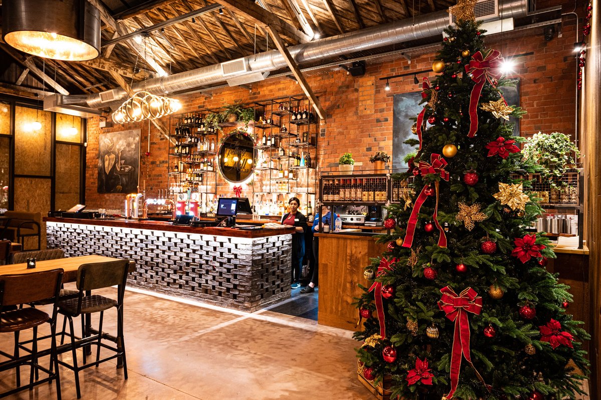 RollingMillJQ's tweet photo. WE ARE OPEN! 🥳🥂 We’re so excited to welcome you all to The Rolling Mill 😊🥂 We’re open daily for Breakfast, Lunch and Dinner or just some drinks! Book on our website now or pop in: https://t.co/GoQ7uQbL3C 

#birmingham #jewelleryquarter #restaurant #officialopening #rollwithme https://t.co/xrUAjBlC8N