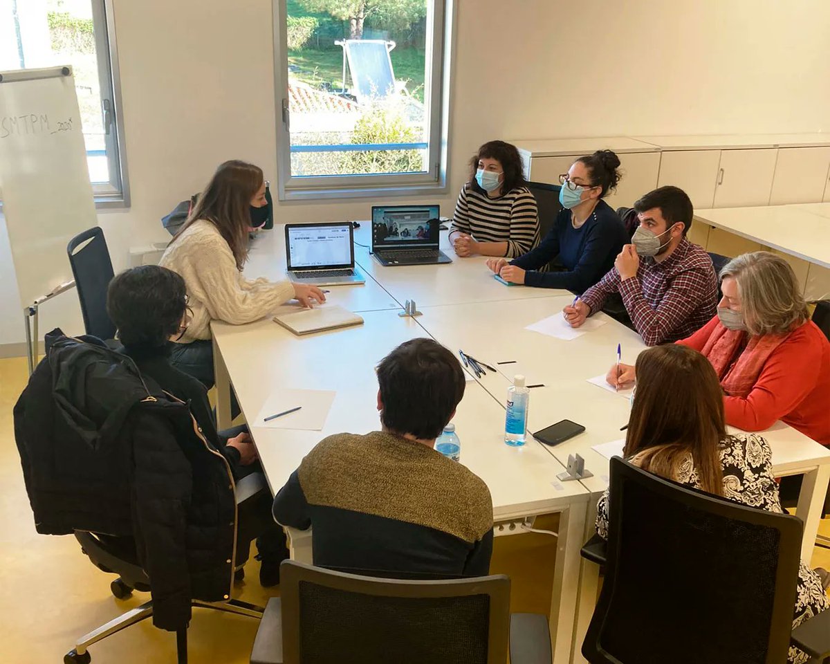 rr_fundacion's tweet photo. Tanto si te las pediste como te interesa profundizar en lo aprendido, hemos colgado en nuestro blog una entrada contándoos cómo fueron las #JornadasDOTerritorio de la #ComarcadoDeza.

#Pontevedra #Silleda #Lalin #galicia #FRR #innovacionsocial #impactosocial 

(sigue)👇🏼 https://t.co/TBd6A7Kb8D
