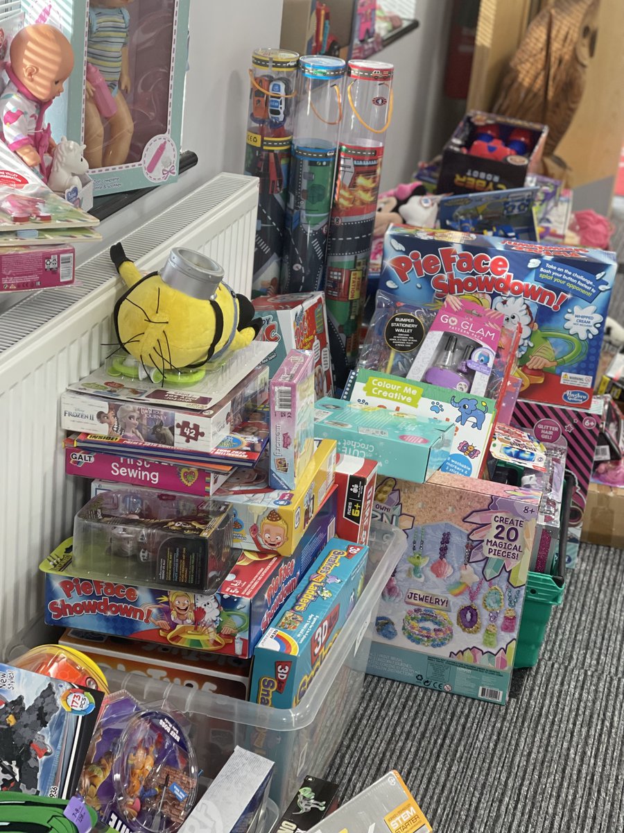 BSPrimary's tweet photo. HUGE THANK YOU
We have started our Christmas appeal for our own families in need and other families within the community. The response from our parents, children and staff has once again been amazing!  Our cash collection currently stands at £530. @cashforkidsliv https://t.co/IAqTbspn51