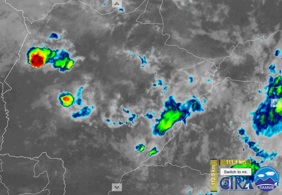 BandaSperling's tweet photo. Imagens de satélite RGB, visível e infravermelho realce e do radar meteorológico mostram o estado da atmosfera em MS aproximadamente às 09 horas local. Destaca-se dois sistemas de chuvas, o mais intenso está a norte de Aquidauana e o outro a leste de Corumbá. https://t.co/86lJlzCgfl