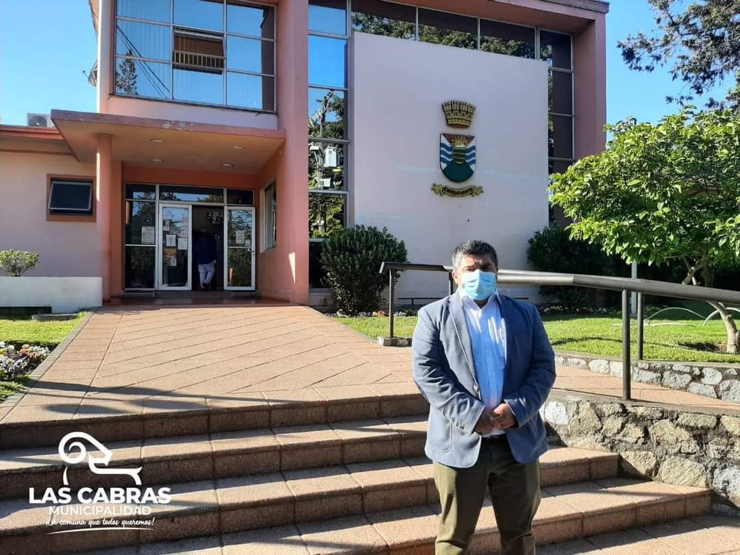 MuniLasCabras_'s tweet photo. En #Chiguayante el Alcalde de #LasCabras Juan Pablo Flores ya participa de la Cumbre Nacional del #gas a Precio Justo, con el objetivo de conocer en detalle esta iniciativa https://t.co/Z9bS2hZmfk