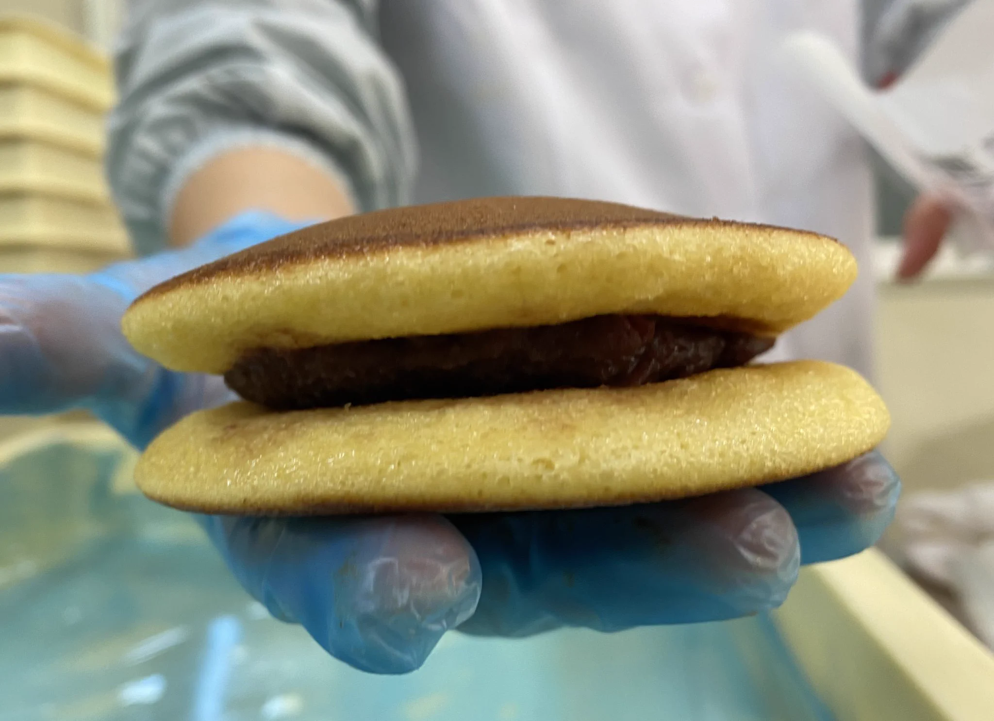 どら焼きと三笠の違い知ってた？！閉じているか閉じていないかによるらしい。