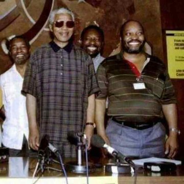 waltermzembi's tweet photo. The annointing remains in the circle .  This is the Presidents Club . Presidents by destiny .  Drop a historical picture confirming this .. https://t.co/d8YCDof4Po