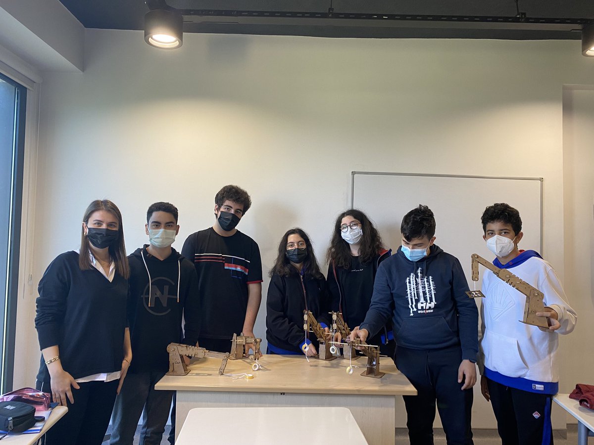 cagli_tugce's tweet photo. 10. Sınıflarla Fonksiyon grafikleri ile STEM çalışmamızı gerçekleştirdik 🚜👩‍🔧🧑‍🔧    #STEMgelecektir  #STEM 

@ozgeeasln @benaykaragz  @cuneytd1 @mserhankal @mduranoznacar @SibelOzatalay @kader_ulass @CananKse42 @Asli70915704 https://t.co/UreUCrHcHW
