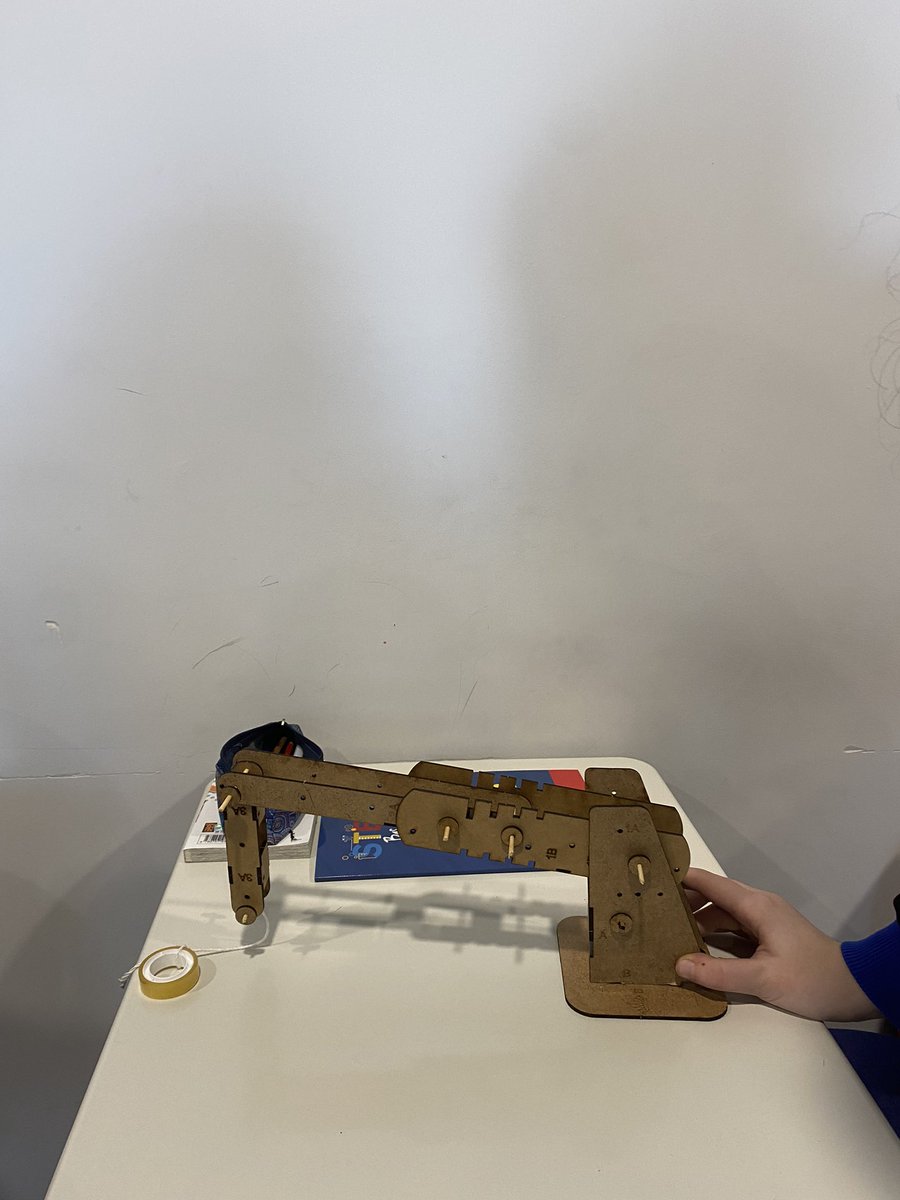 cagli_tugce's tweet photo. 10. Sınıflarla Fonksiyon grafikleri ile STEM çalışmamızı gerçekleştirdik 🚜👩‍🔧🧑‍🔧    #STEMgelecektir  #STEM 

@ozgeeasln @benaykaragz  @cuneytd1 @mserhankal @mduranoznacar @SibelOzatalay @kader_ulass @CananKse42 @Asli70915704 https://t.co/UreUCrHcHW