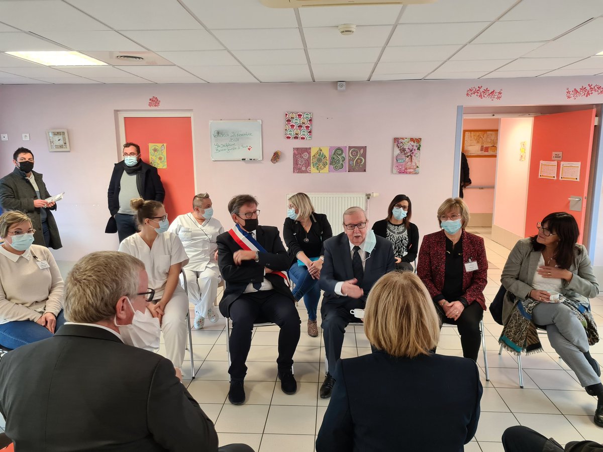 3ème étape de mon tour régional des Hauts-de-France à l'EHPAD d'Hulluch pour prendre le temps d'échanger avec les personnels, la direction et élus. Un établissement au cœur de ville qui permet de connecter à la vie sociale extérieure. Cap vers <a href="/villedebeauvais/">villedebeauvais</a> maintenant!