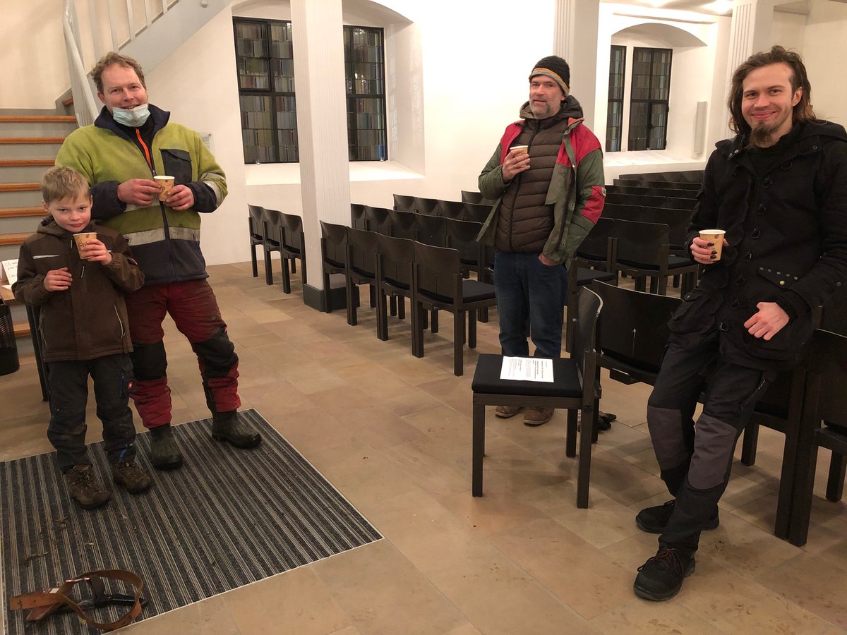 Ihr seid die Besten - danke fürs Aufbauen der Adventsbeleuchtung.