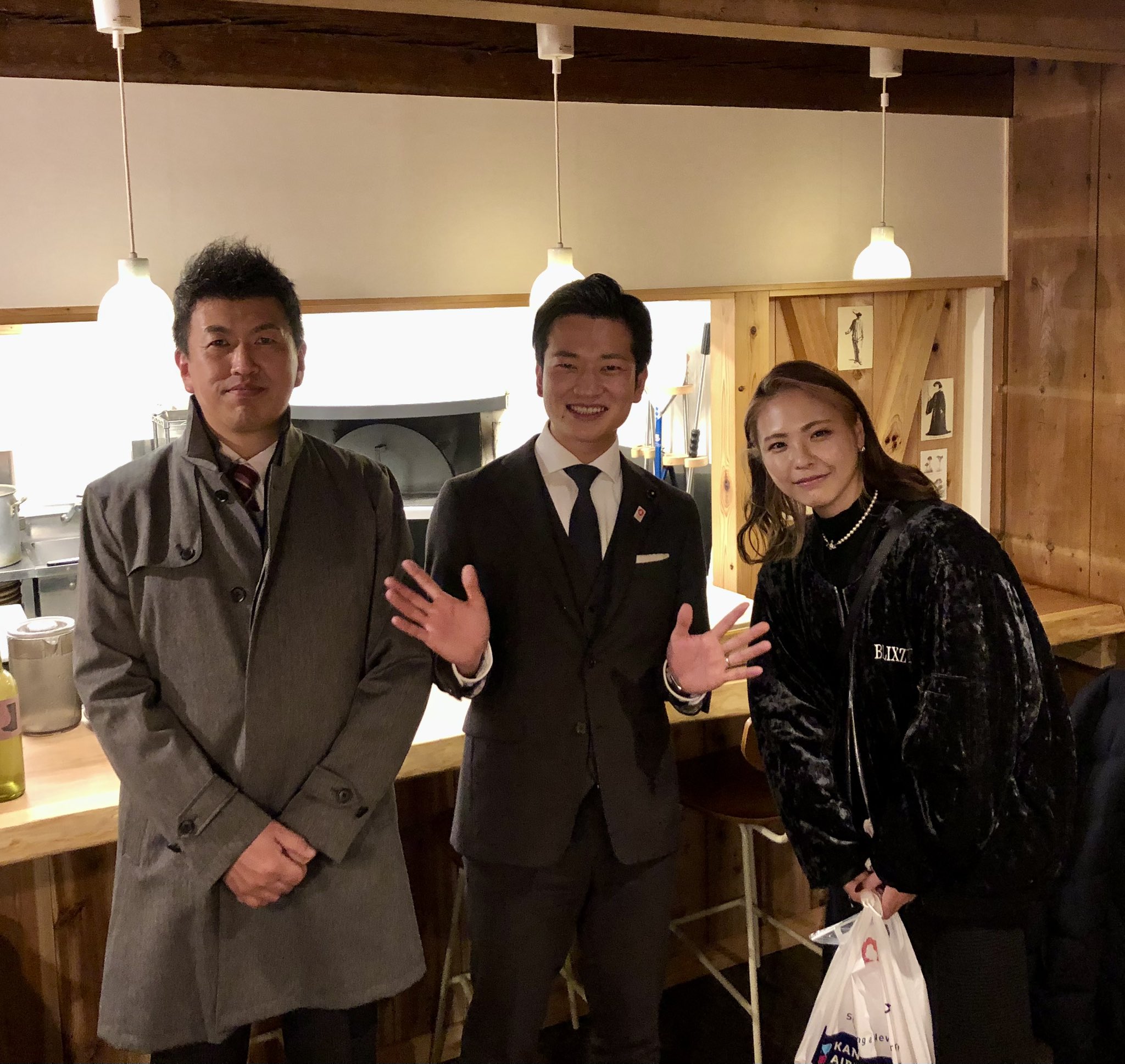 Twitter 上的 原田りょう そして おしゃれ田舎プロジェクト T Co Ge46mhaaju を成功させたスーパー市役所マン 小林秀行 さんに一日中 市役所でプロジェクトのお話を伺うとともに 移住してきた若手の事業者さんのお店を回らせていただき なぜ移住され