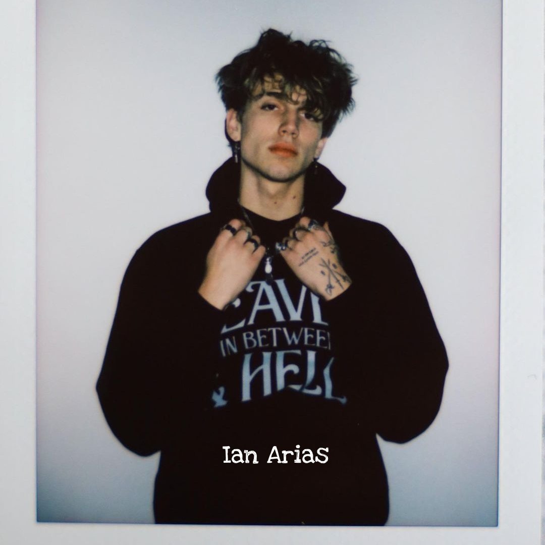 ianariasx's tweet photo. How could this be done
By such a smiling sweetheart?
Oh, and your sweet and pretty face
In such an ugly way
Something so beautiful
Oh, that every time I look inside
I know she knows that I'm not fond of asking
True or false, it may be
Well, she's still out to get me https://t.co/R6sxLbTyyU