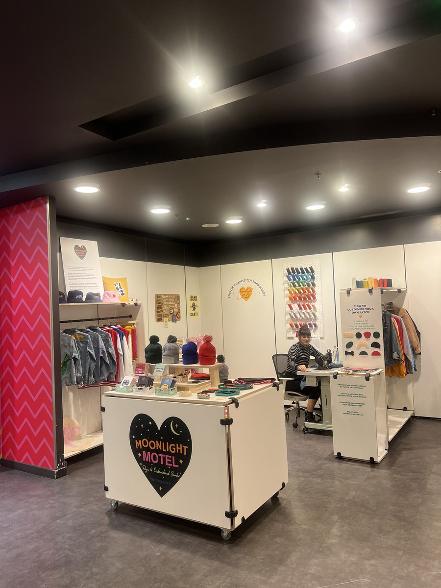 newwestend's tweet photo. 500 #OxfordStreet is home to seven independent, sustainably focussed brands. From repurposing materials to using locally sourced textiles, The Collect is the go to place for innovative and inspiring products @CityWestminster @jamesandrewcity https://t.co/H37vEXfGFr