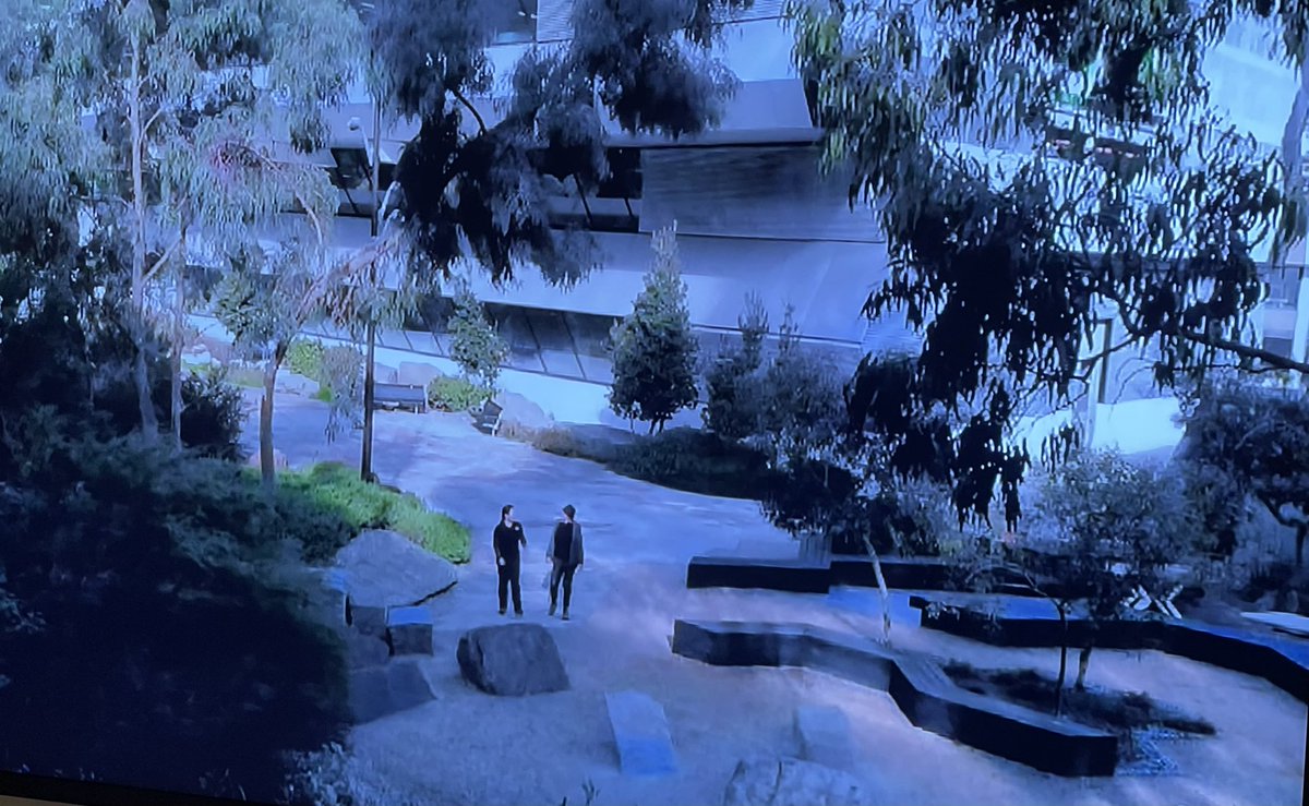 AMacGlac's tweet photo. Brilliant job explaining soil formation on @ABCTV #GardeningAustralia @DrVanessaWong 👏. The amazing @MonashUni Earth Sciences Garden also starred ⭐️⭐️⭐️ https://t.co/tigeJNqtJ8