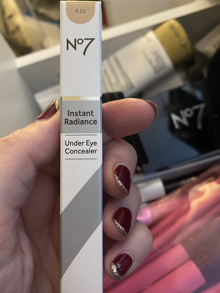 SamMcCarthy's tweet image. So @BootsNo7 has given me anxiety by completely changing their packaging and products. Is this the same as the old product shade 20?! 🤷🏻‍♀️ only time and terrible make up look will tell!