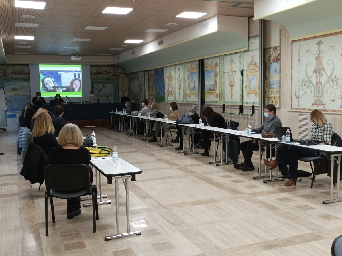 metropolistrat's tweet photo. Continua in presenza il Lab #opendataalmetrocubo Anci del progetto #metropolistrategiche. Vogliamo costruire insieme buone pratiche sugli #opendata. https://t.co/F3Ok9gWXei