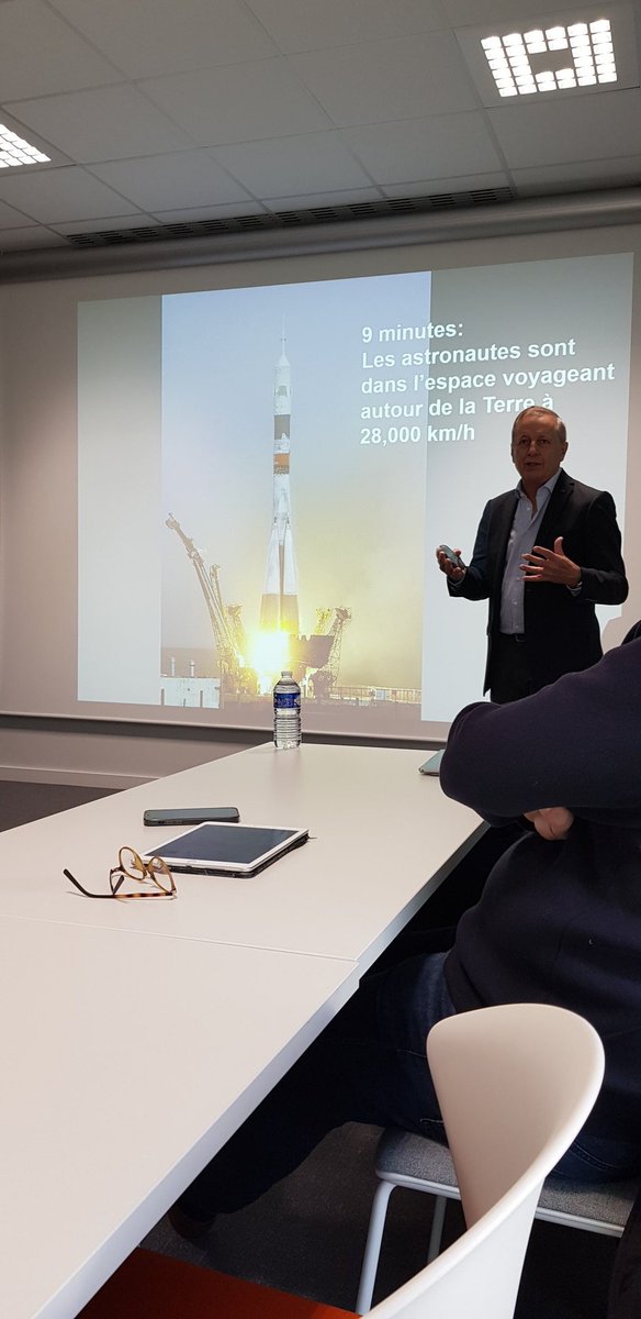 La journée va être passionnante 🌍🌠 #micheltognini #astronaute <a href="/expertGroupeY/">GROUPE Y</a> <a href="/zerOGravity_86/">zerOGravity</a>