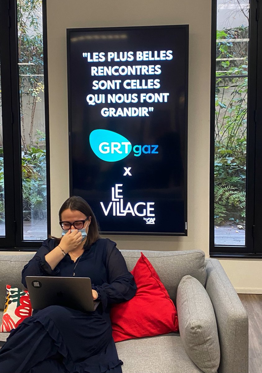 Marie_Deve_'s tweet photo. Ce matin on parle #intraprenariat avec @AmelieMoutiers du @VillageCAParis 🤟 https://t.co/sjY9mHHuUC