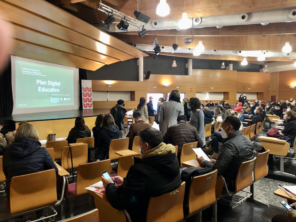 CEFIREambitCDD's tweet photo. 🔄 Pla Digital Educatiu 

✅ Hui volem donar les GRÀCIES als centres educatius que han estat a les presentacions del projecte i comencen la seua transformació digital 

+Competència Digital
+Digitalització
+Recursos Oberts
+Metodologies 

#CompDigEdu #EcoDigEdu #NextGenerationEU https://t.co/9ywhQGJJQR