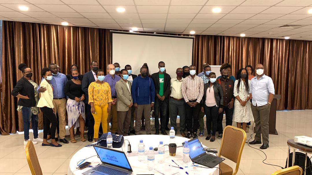 Jovial at the the Ministry of <a href="/EnvironmentRw/">Ministry of Environment - Rwanda</a> pledged support to our organization <a href="/EnviroRwanda/">Rwanda Environmental Journalists</a>, as P.S <a href="/PatKarera/">Patrick Karera</a> confirmed today during the training of journalists organized by the <a href="/APA_Congress/">IUCN Africa Protected Areas Congress</a> in Kigali. He said the collaboration will focus on skills development of our members