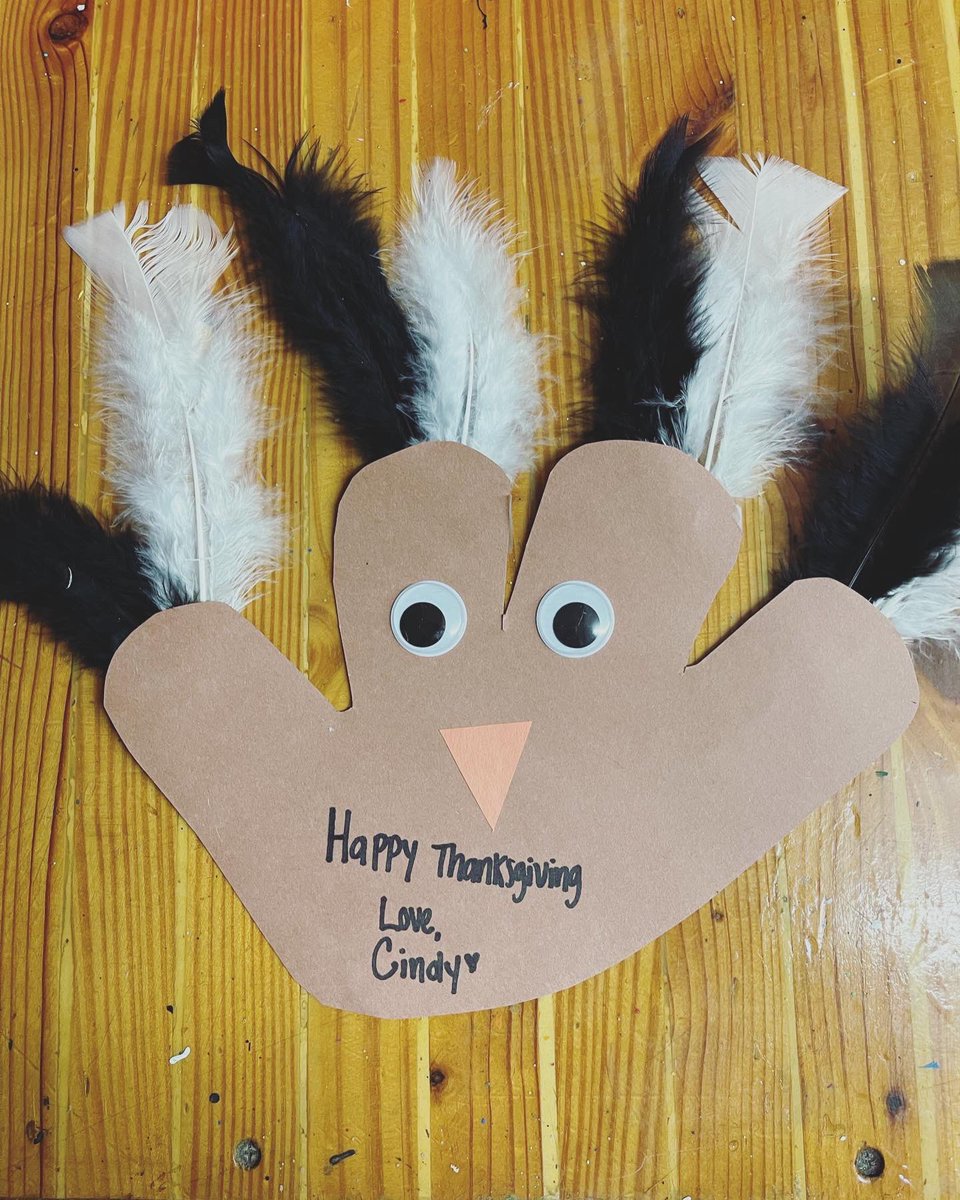 We’ve just been over here turkey crafting with Cindy Bear™️ &amp; hoping you’ve had the best Thanksgiving! 💛

JellystoneMammothCave.com
<a href="/MammothCaveNP/">Mammoth Cave NP</a> 
#thanksgiving #turkey #jellystoneky #campjellystone #holidays #crafts