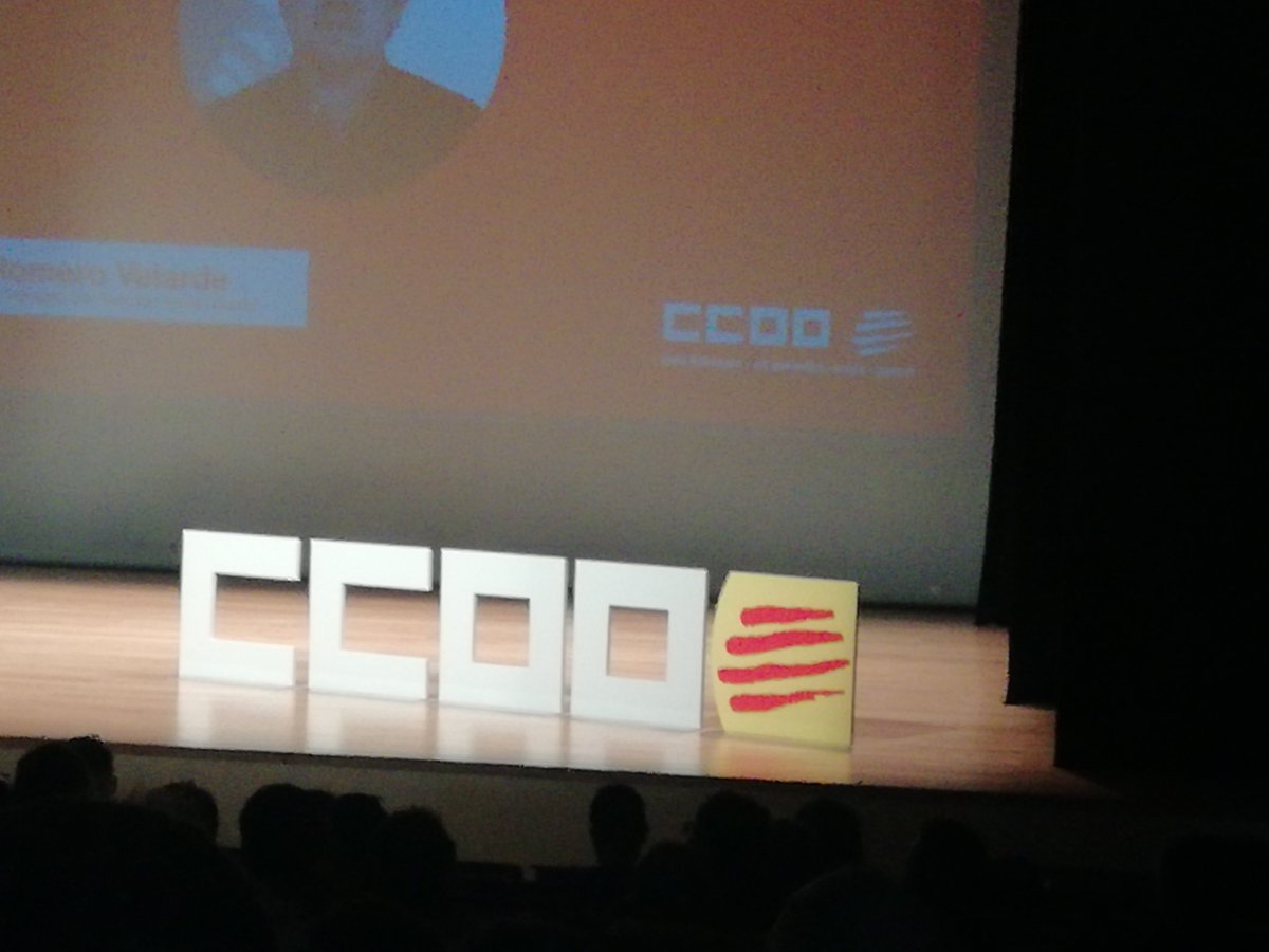 CCOOAsistentes's tweet photo. Partíceps en l'assemblea a St. Joan Despí
➡️ Disputem els salaris
➡️ Defensem els Serveis Públics
#AssembleaCCOO https://t.co/THTXzWuAdG