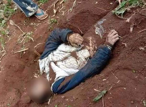 #Junta’s Forces Kill Man In #Muse Township

kachinnews.com/2021/11/26/jun…