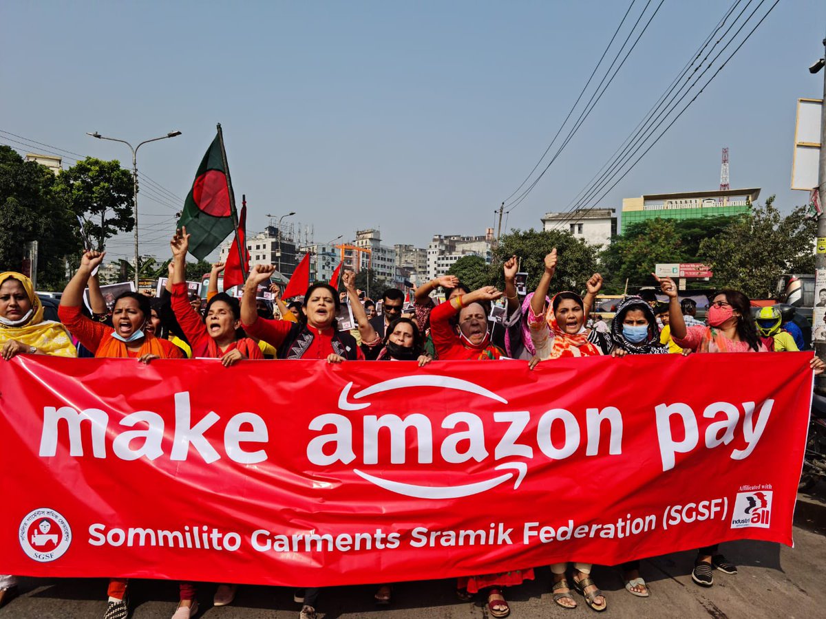 NazmaAkter73's tweet photo. Today,on #BlackFriday from Bangladesh union we are calling for organisations from all over the world to stand against #Amazon. We demand, Amazon pay their workers fair wage, give them the right to organize.
#Make_Amazon_Pay
#Black_Friday @IndustriALL_GU @uniglobalunion @ProgIntl https://t.co/YXd3sdV3Hr
