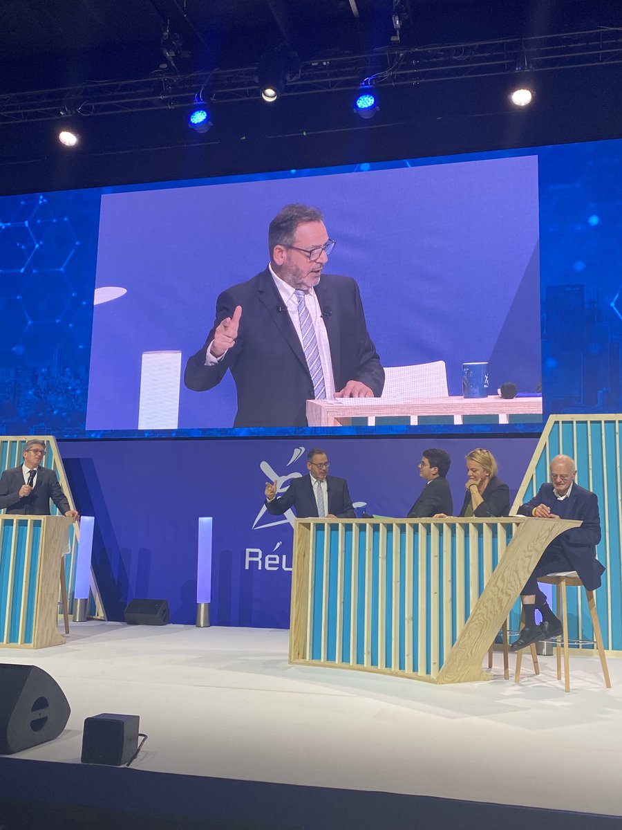 REUSSIR (@syndicatreussir) on Twitter photo La place et le rôle des #agentsgeneraux #Axa pour accompagner aux plus vulnérables #RSE <a href="/SuinThierry/">thierry suin</a> <a href="/guiborie/">Guillaume Borie</a> <a href="/CHOLLETBertrand/">CHOLLET Bertrand</a> La place et le rôle des #agentsgeneraux #Axa pour accompagner aux plus vulnérables #RSE <a href="/SuinThierry/">thierry suin</a> <a href="/guiborie/">Guillaume Borie</a> <a href="/CHOLLETBertrand/">CHOLLET Bertrand</a>