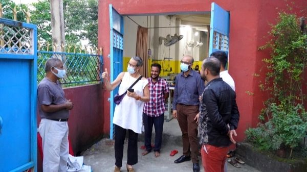SwissAmbNepal's tweet photo. Switzerland is committed to support the socio-economic recovery of the Nepali people from the pandemic. Together with @InvestinNepal @FMO_development we support businesses with interest free collateral loans and business development services. #SmallBusinesses https://t.co/H76iAJsXjJ