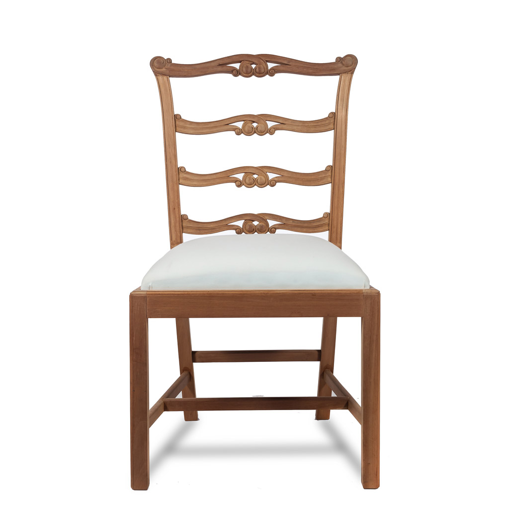 AntiqueStreet's tweet photo. New customer discount - 10% off all new orders (frames only) until 30.11.21. Use code NEW10 at the checkout https://t.co/umNoZBGkWV #furniture #sale #chairs #chairframes #interiordesign https://t.co/QZcGcyoUFF