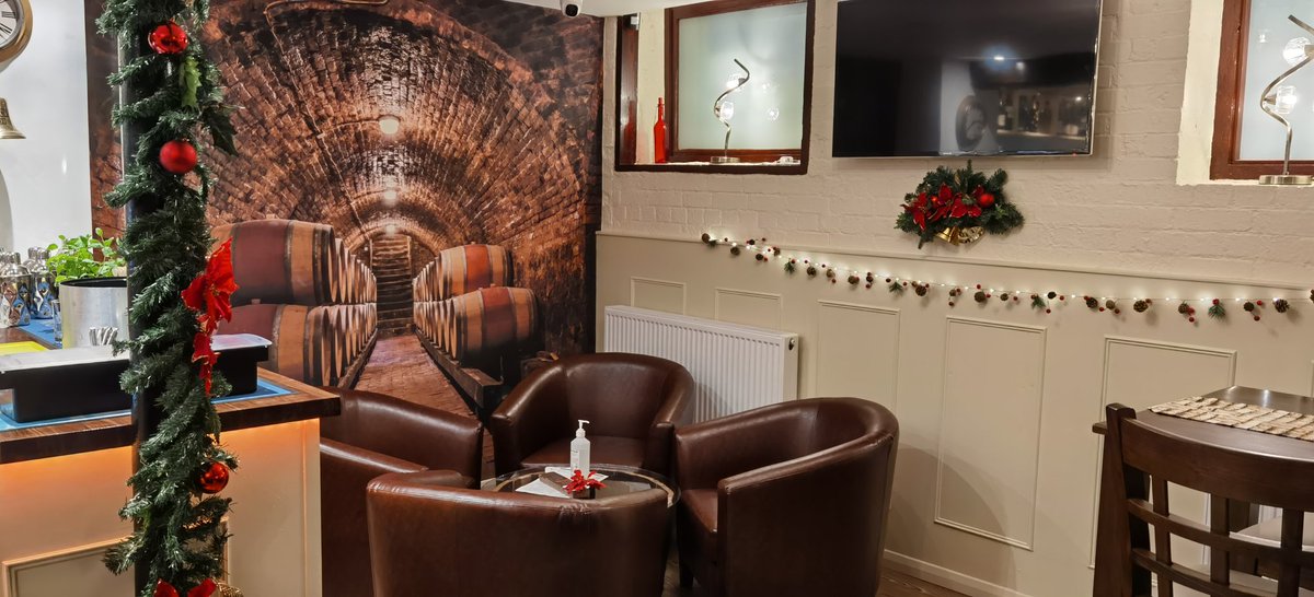 cellar_sandown's tweet photo. It's all gone a bit festive at The Cellar Bar! Why not join us for some warm mulled wine on this chilly day? #Sandown #IsleofWight #CellarBarSandown https://t.co/AqpLnZsA1b