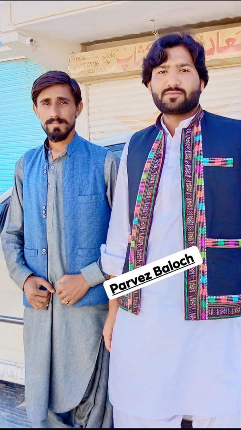 With singar parvez baloch