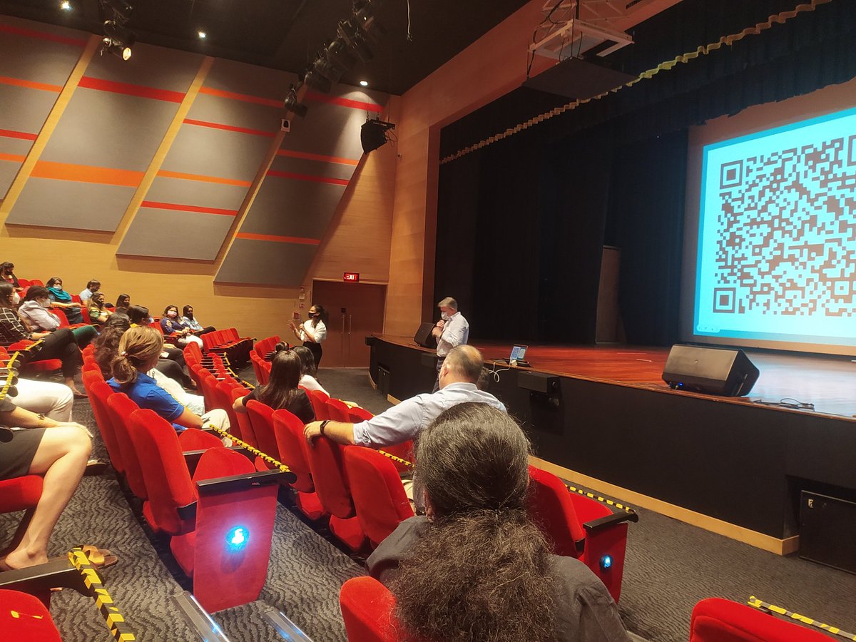 jyotims49's tweet image. Professional learning day Session 5 Learning analytics collaborative. @OISLearningHub @OISmumbai #OISLearningHub #PLday #Nov21PL #IBPYP  #IBchat #PYPchat #MYPchat #Inquiry