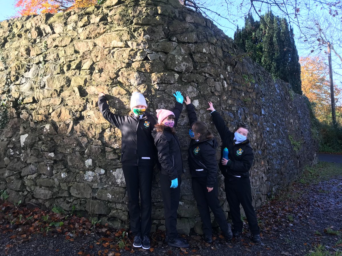 SCCS_Manor's tweet photo. Ms McDonald and Rang MacDiarmuid went on a historical walking tour in #Manorhamilton @LeitrimTNetwork - here is a picture from their adventure #Heritage #History #Leitrim https://t.co/G3ORpmmcRi