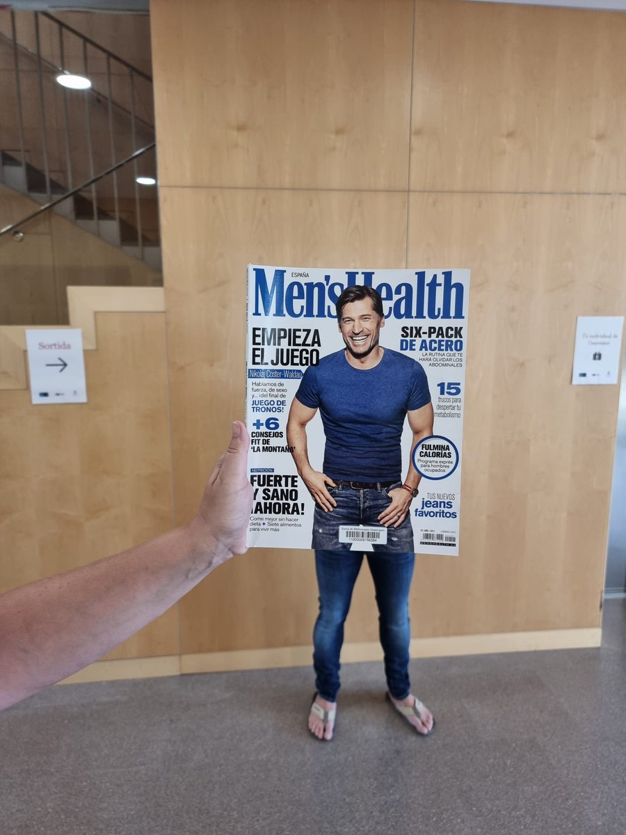 bibliospineda's tweet photo. El nostre #Bookfacefriday d'avui per a la #revista: 'Men's health'

👉https://t.co/L3nrJHNCEL

#Bibliotequescat #bookfacelicious #bookfacemagazine #thebestbookfacefriday #bookart #bookface #Booktok #Booklife #quèfemalesbiblios @pinedademar   @bibliotequesXBM @costabcnmaresme https://t.co/1JbpN6lFhN