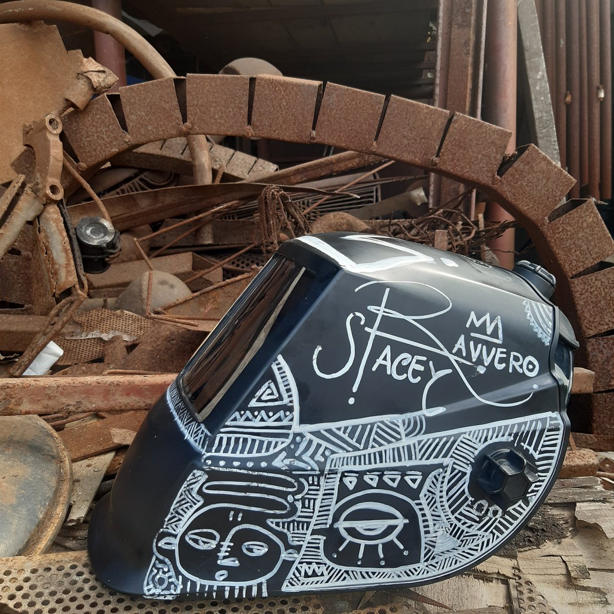 Staceyravvero's tweet photo. Something nice is brewing in Atelier Stacey Ravvero...
#metalbender
#tigweld
#migweld
#welding https://t.co/QUbad2AFlz