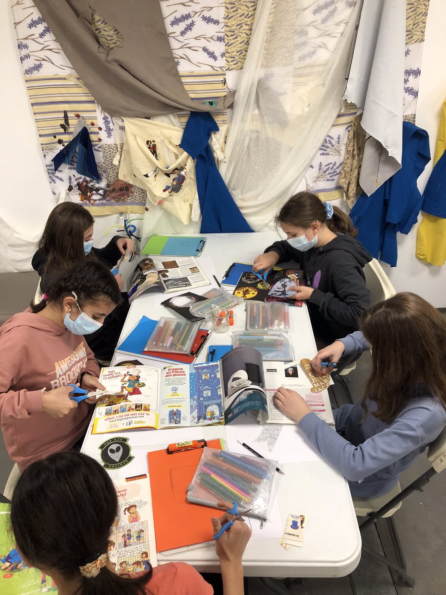 HautesVignes's tweet photo. Exposition « Se souvenir du présent, esprit d’assemblage » au #Crac le 19 de #Montbeliard . Nos 5èmes #CHAPP contribuent à la métamorphose du lieu. @acbesancon @DraeaacBFC @Doubscd25 @Villeaudincourt @VilleSeloncourt @ToutMontbeliard https://t.co/GlX2jA7qaw