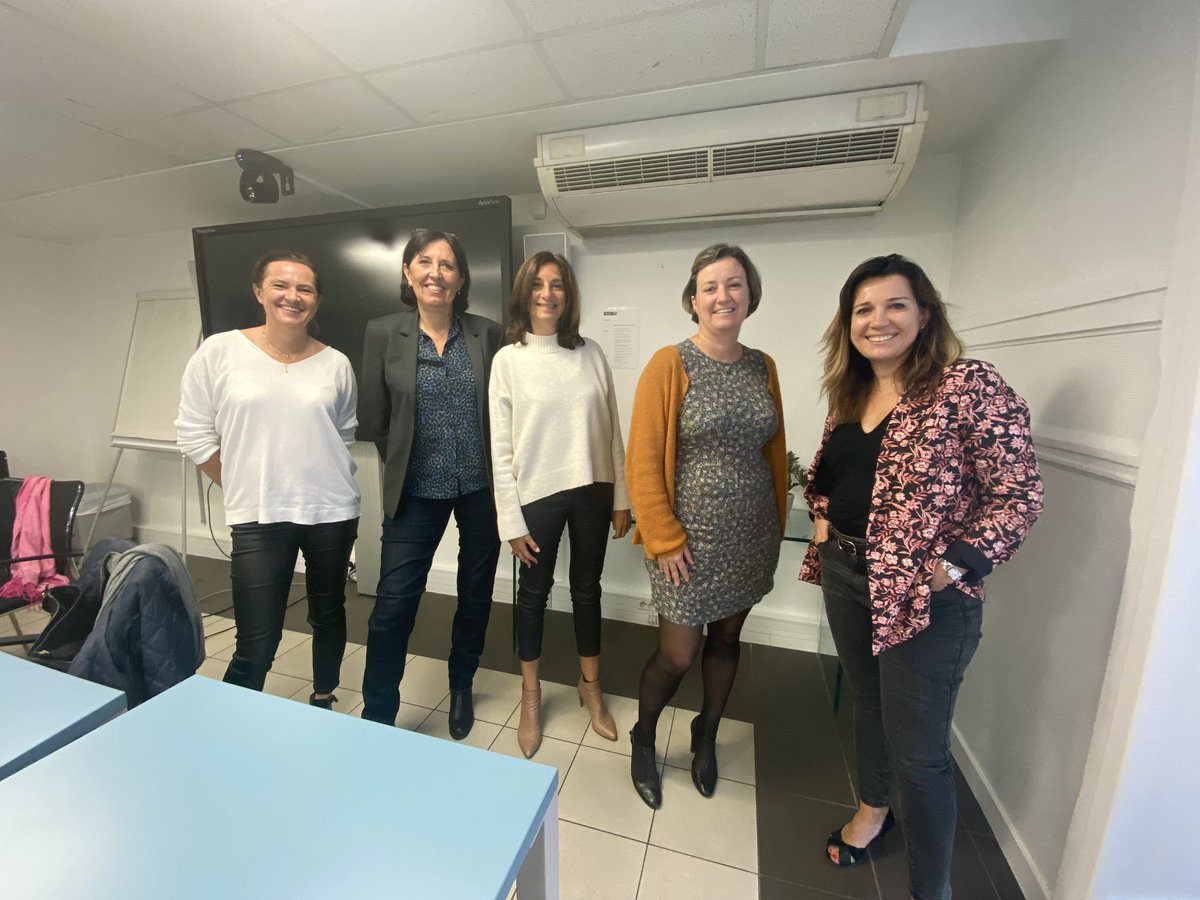 iaelyon's tweet photo. 📣 Lancement des Matinales #Recherche-#Entreprise à l'iaelyon avec un 1er RDV 👉 « Le financement des projets des femmes entrepreneures : quels leviers ? ».
La synthèse du constat &amp; des solutions proposées en 📥 : https://t.co/6FfABA24eL !
#thinklarge @MCCHALUS @LaboMagellan https://t.co/hkITo9qJNS