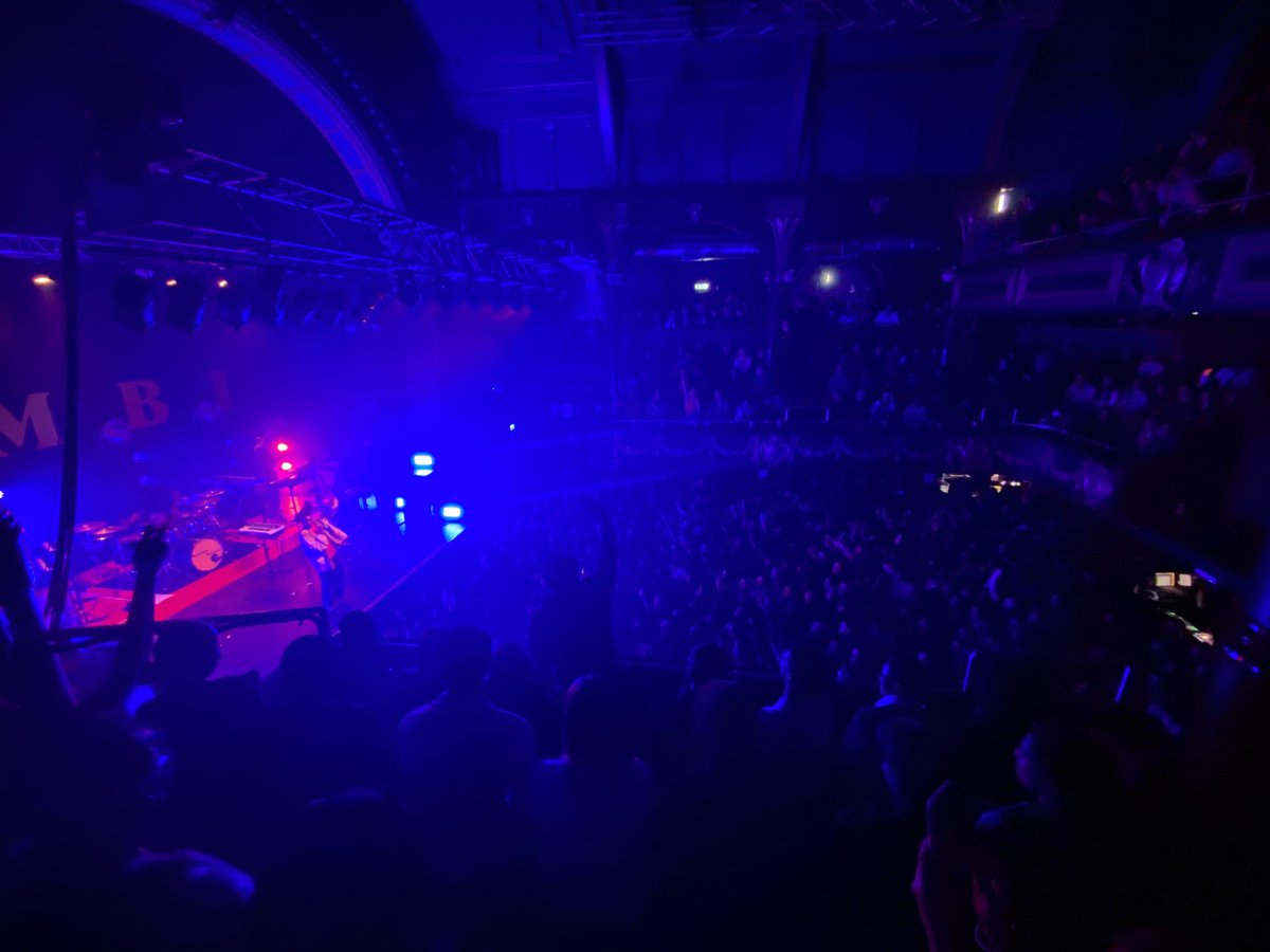 SO MUCH LOVE ❤️ for ⁦<a href="/LittleSimz/">Little Simz</a>⁩ in Brum last night!! She and the band are on tour NOW!! Get a ticket ASAP! A must see show. 💫💥🔥