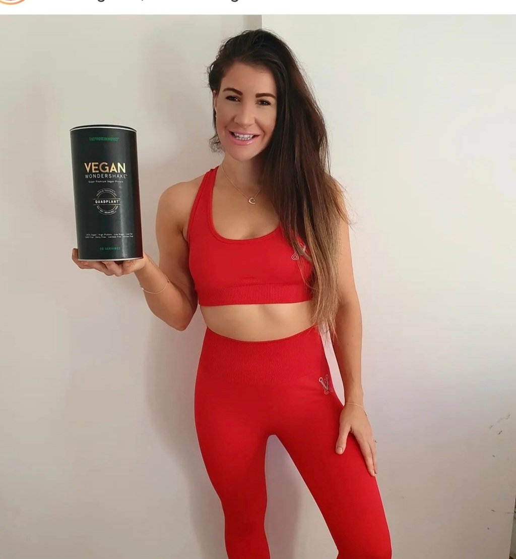 foxyhotgirl's tweet photo. Buy 2 vegan wondershake and get 2 for FREE!!!!
there is up to 90% off sitewide and code FOXY will get you extra discount on top!
@theproteinworks https://t.co/rkpHi4qIdM
#theproteinworks #blackfriday #blackfridaydeal #vegan #veganuk #ukvegans #veganprotein https://t.co/jmWwjjVKje