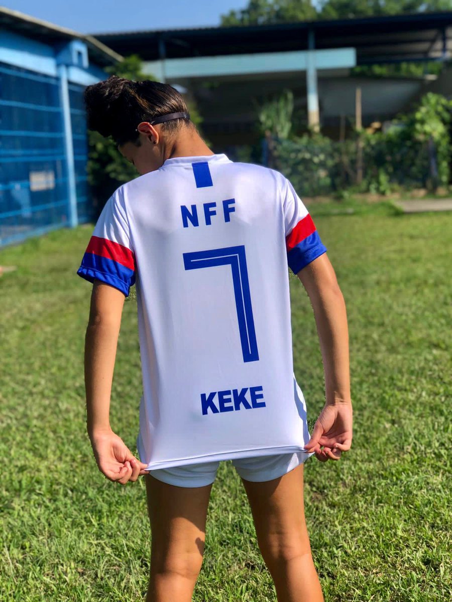 nc_nff's tweet photo. E ontem foi a apresentação do nosso novo uniforme. Inspirado na seleção americana, é o terceiro da nossa linha 💙❤️🤍 

#futebolfeminino https://t.co/B3BPuvsWt5
