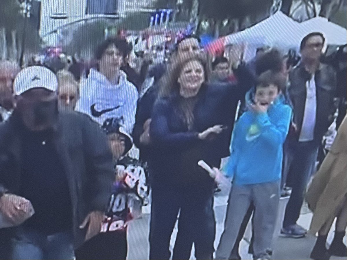 Jenny Coronado tweet media