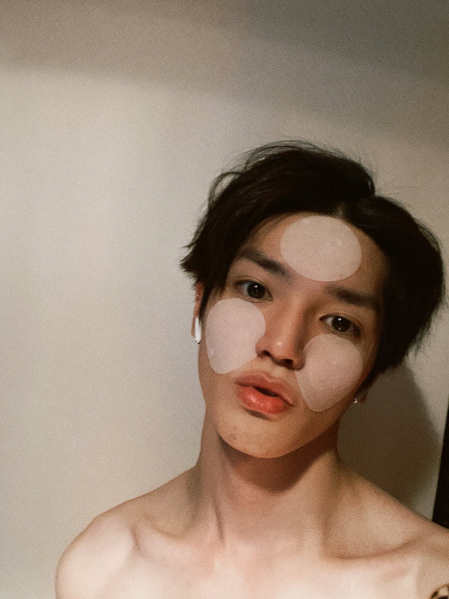 127tetones's tweet photo. VOTEN BESTIAS

#MAMAVOTE  #nct127 https://t.co/BjO1xmSrUS