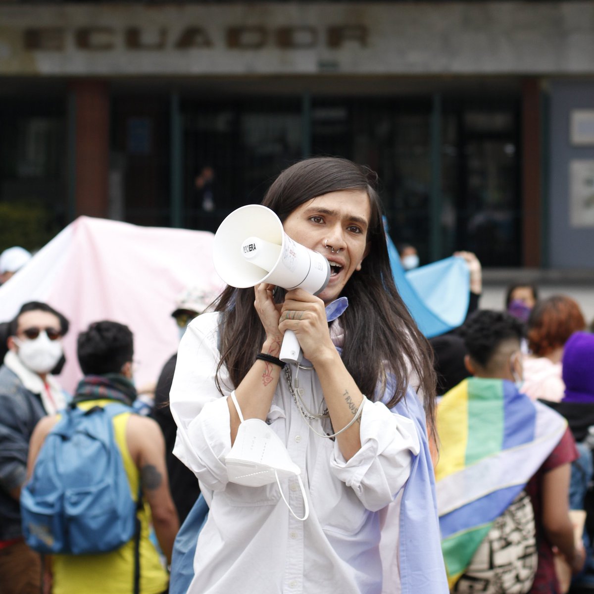 runasanabriap's tweet photo. #NuevaFotoDePerfil #MarchaNacionalTrans #marchamostrans por cuestionar las imposiciones sobre los cuerpos con el género y otros inventos coloniales 🔥

#20N foto de Estefania Montenegro ig: @huella_luminosa https://t.co/gJiejiOWto
