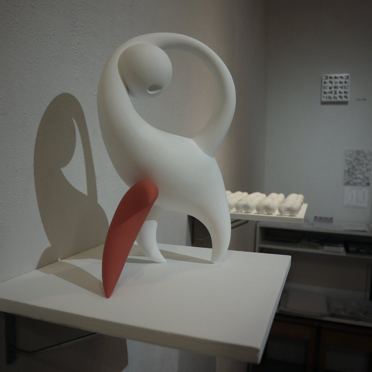 takesugata's tweet photo. 2019年TAKE展「ガタメ」出展作品
-
ねじむく（2019年制作）
-
@opagallery 
#ガタメ
#作品_ねじむく
#TAKE展2019年
#TAKE展
#個展
#しんぱくん
#現代アート
#立体作品
#contemporaryart
#japaneseart
#japaneseartist https://t.co/DluH4Lhe8v