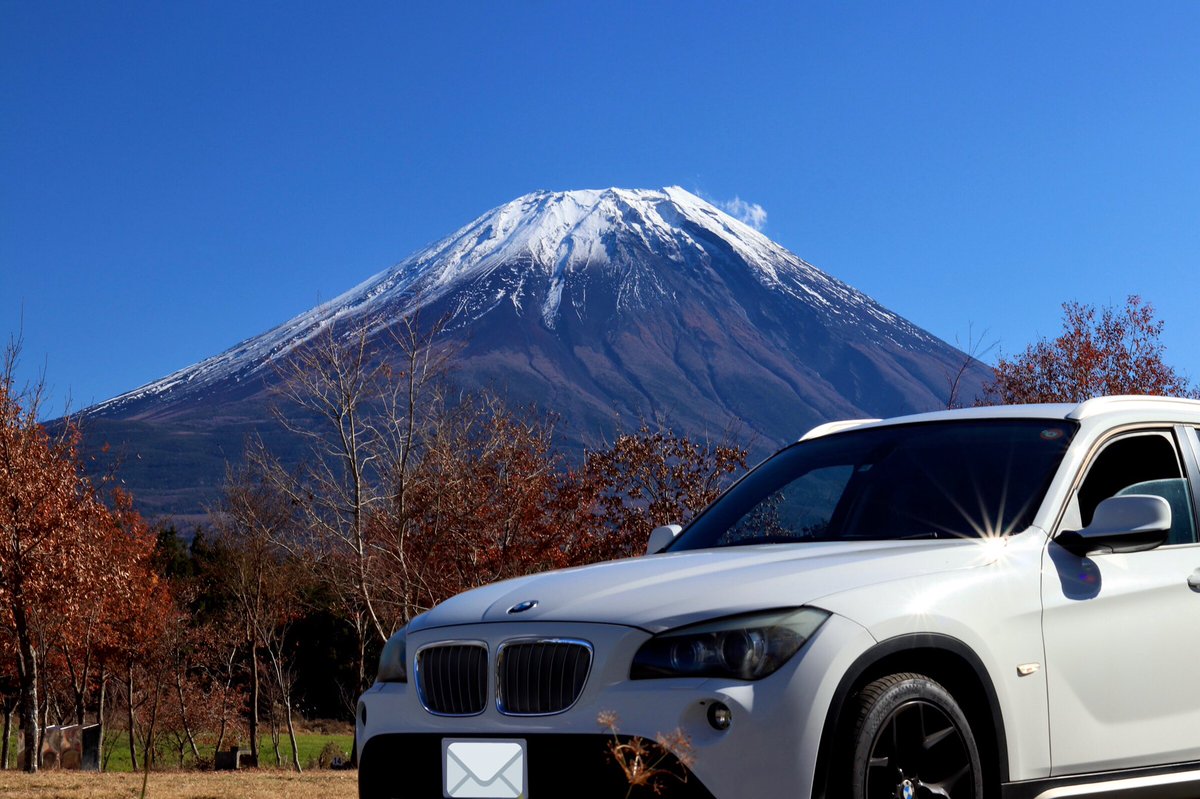 PIRA1976KATAOKA's tweet photo. 朝霧フードパーク
BMW X1
#Canon
#kissX9
#朝霧フードパーク
#BMW
#BMWX1
#e84 https://t.co/lOezBKosG4